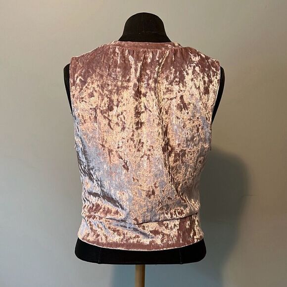 NWT Guess Women's Prism Pink Carrie Crush Velvet Twist Tie Crop Top - Picture 3 of 8